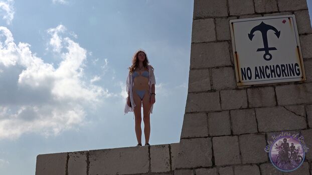 Full leaked Girls huntersbeauty private onlyfans photo