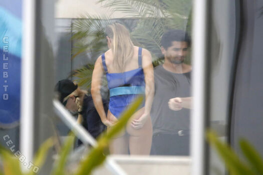 Full leaked Gisele bundchen private photo