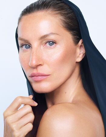 Full leaked Gisele bundchen private photo
