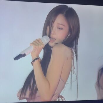 Full leaked Giselle aespa page private onlyfans photo