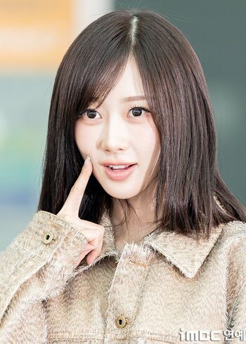 Full leaked Giselle aespa page private onlyfans photo