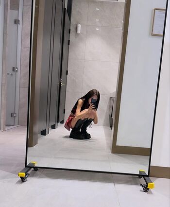 Full leaked Giselle aespa page private onlyfans photo