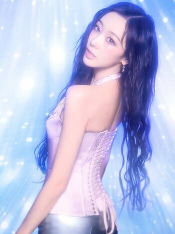 Full leaked Giselle aespa page private photo