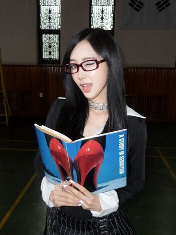 Full leaked Giselle aespa page private photo