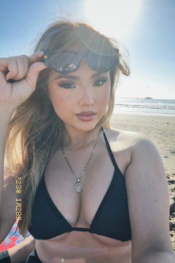 Full leaked Gisselle next door private photo