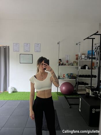 Full leaked Giulie tte page private onlyfans photo