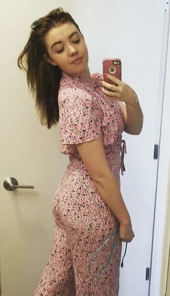 Full leaked Glamour possum private photo