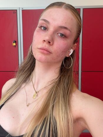 Full leaked Gld melina page private photo