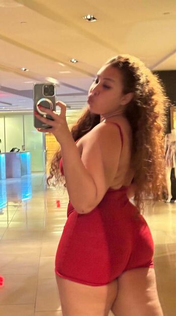 Full leaked Gldnbby private onlyfans photo