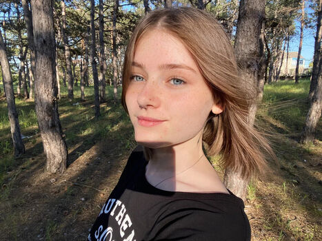 Full leaked Glitteringbunnny private photo