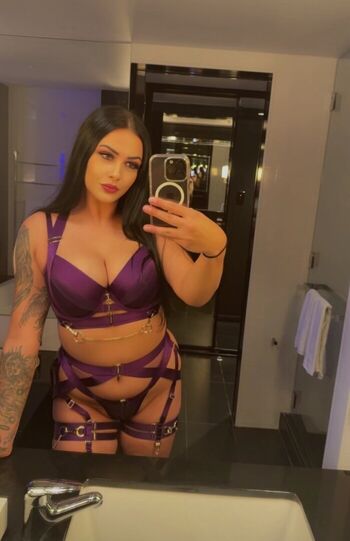 Full leaked Glitterxkittenx private photo