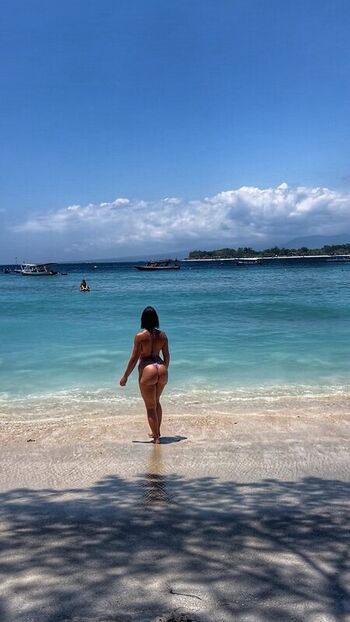 Full leaked Gloria bernardi private photo