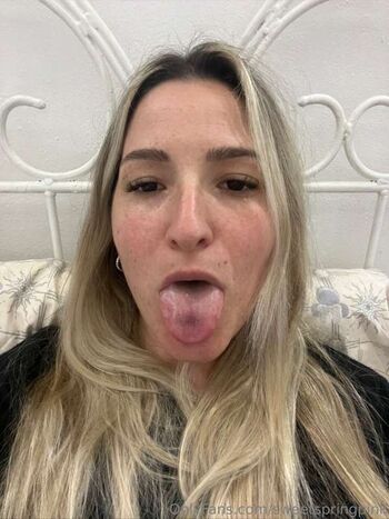 Full leaked Goddess spring private photo