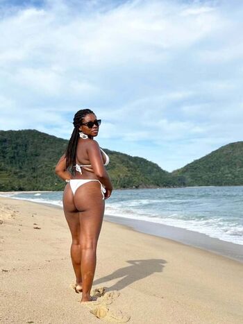 Full leaked Goddessbonbonx private photo