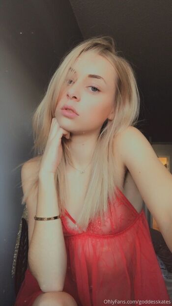 Full leaked Goddesskates private photo