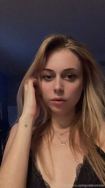 Full leaked Goddesskates private photo