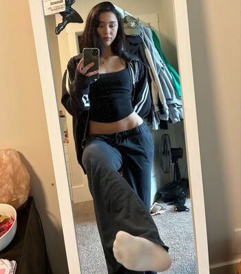 Full leaked Goddessparissluv private photo