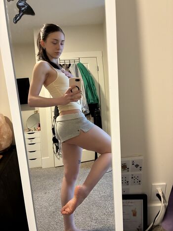 Full leaked Goddessparissluv private photo