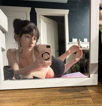 Full leaked Goddessparissluv private photo