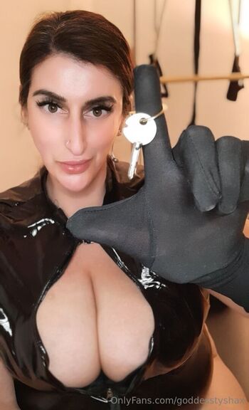 Full leaked Goddesstyshax private photo