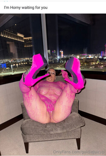 Full leaked Goldiejuicyp private photo
