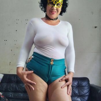 Full leaked Gomes katriny private photo