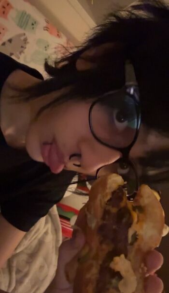 Full leaked Goongirl private photo