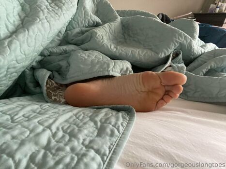 Full leaked Gorgeouslongtoes private onlyfans photo