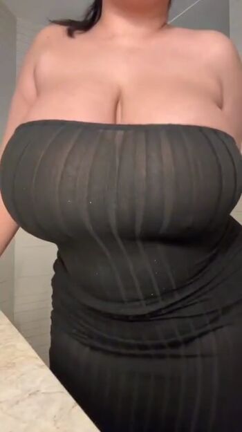 Gostosas Com Peitos Caidos