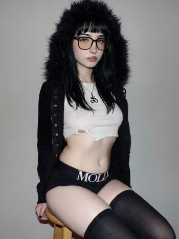 Full leaked Gothiclunaa private onlyfans photo