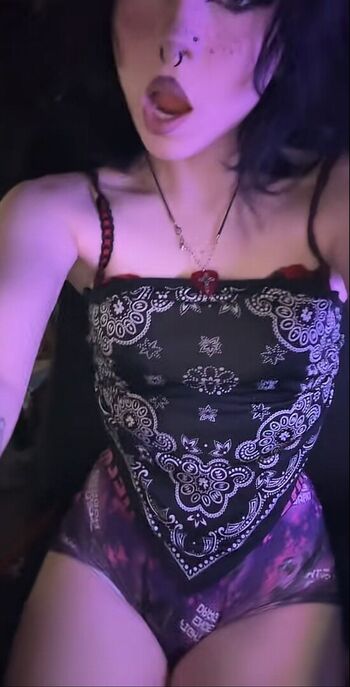 Full leaked Gothpimpbitcxh private onlyfans photo