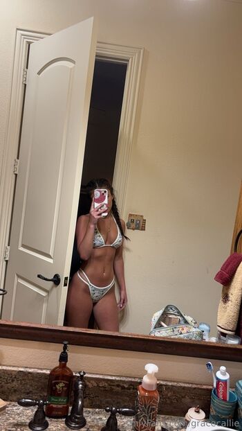 Full leaked Gracecallie private photo