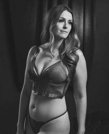Full leaked Graceisavibe private photo