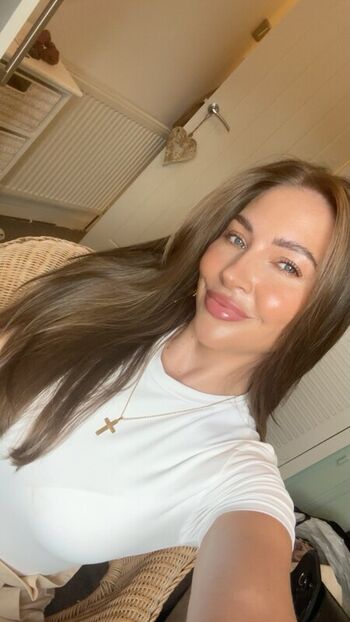 Full leaked Gracie lewis private photo