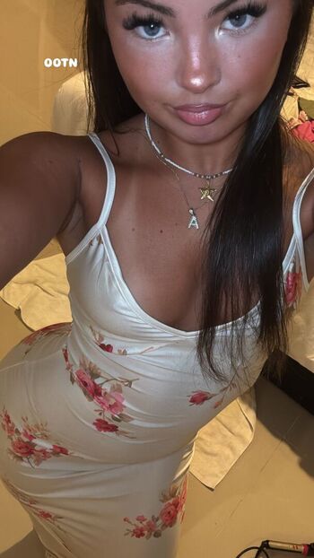 Full leaked Gracie mcdonald page private onlyfans photo