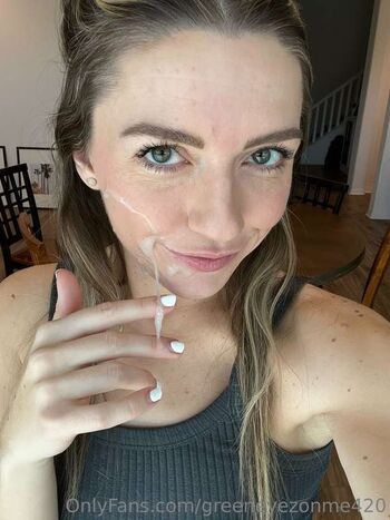 Full leaked Greeneyez private photo