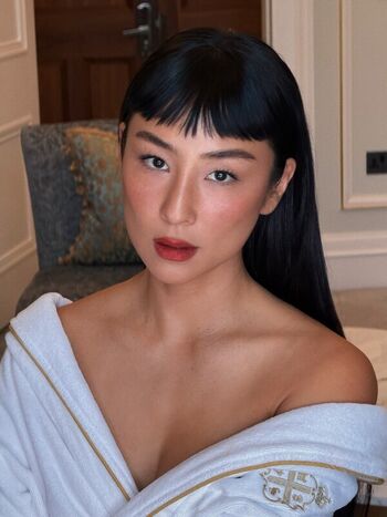 Full leaked Greta lee private photo
