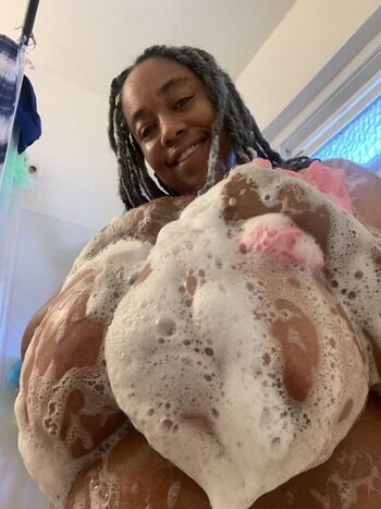 Full leaked Grneyez private photo