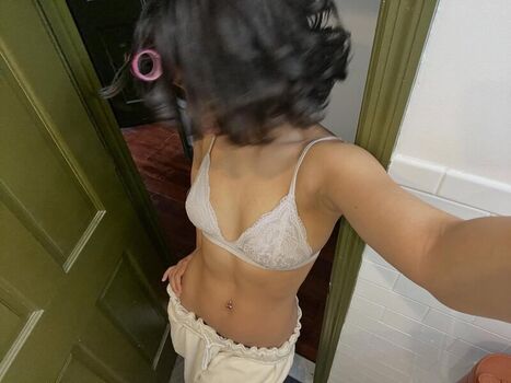 Full leaked Groovyangel page private photo