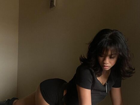 Full leaked Groovyangel page private photo