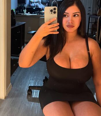 Full leaked Grxciegarcia private onlyfans photo