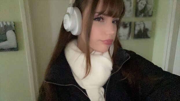 Full leaked Gutreactiion private photo