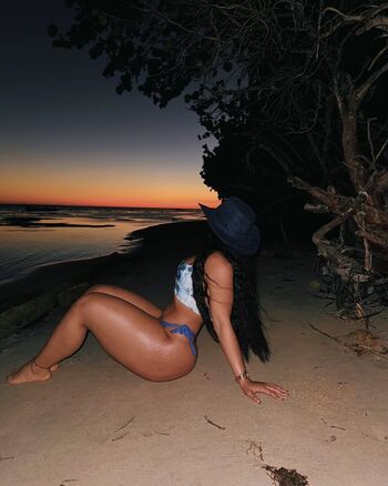 Full leaked Gvargas  page private onlyfans photo