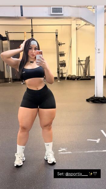 Full leaked Gvargas private photo