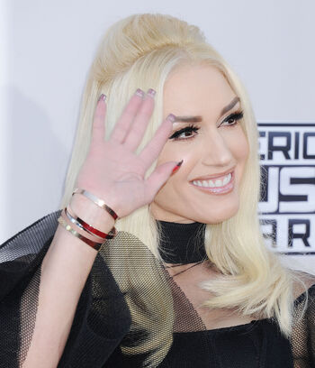 Full leaked Gwen stefani private photo