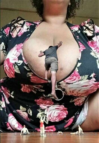 Full leaked Gwenyou subscribe private photo