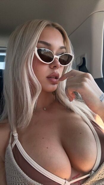 Full leaked Gwendolynceline  page private onlyfans photo