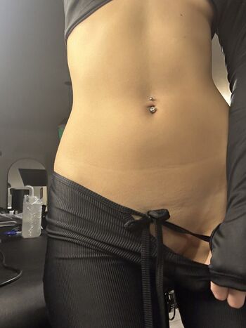 Full leaked Gweniiee private photo