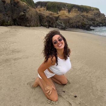 Full leaked Gwenny  page private onlyfans photo