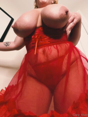 Full leaked Gwy ther page private onlyfans photo